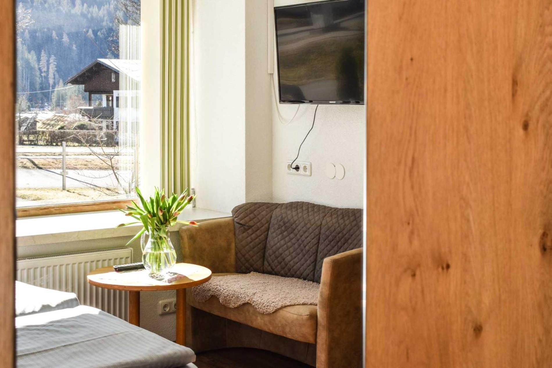 Appartements Schwarzer Adler Elbigenalp Kültér fotó