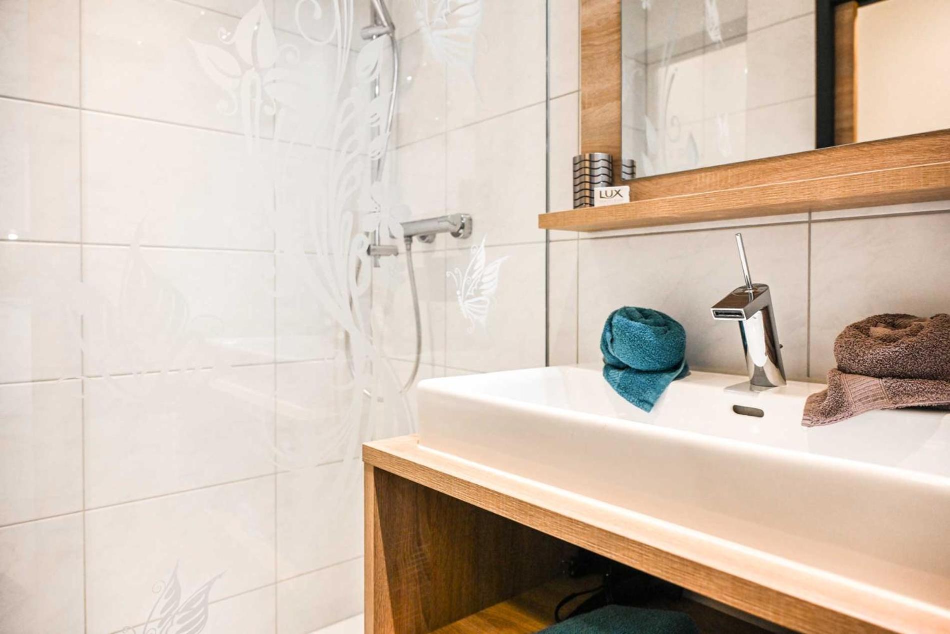 Appartements Schwarzer Adler Elbigenalp Kültér fotó