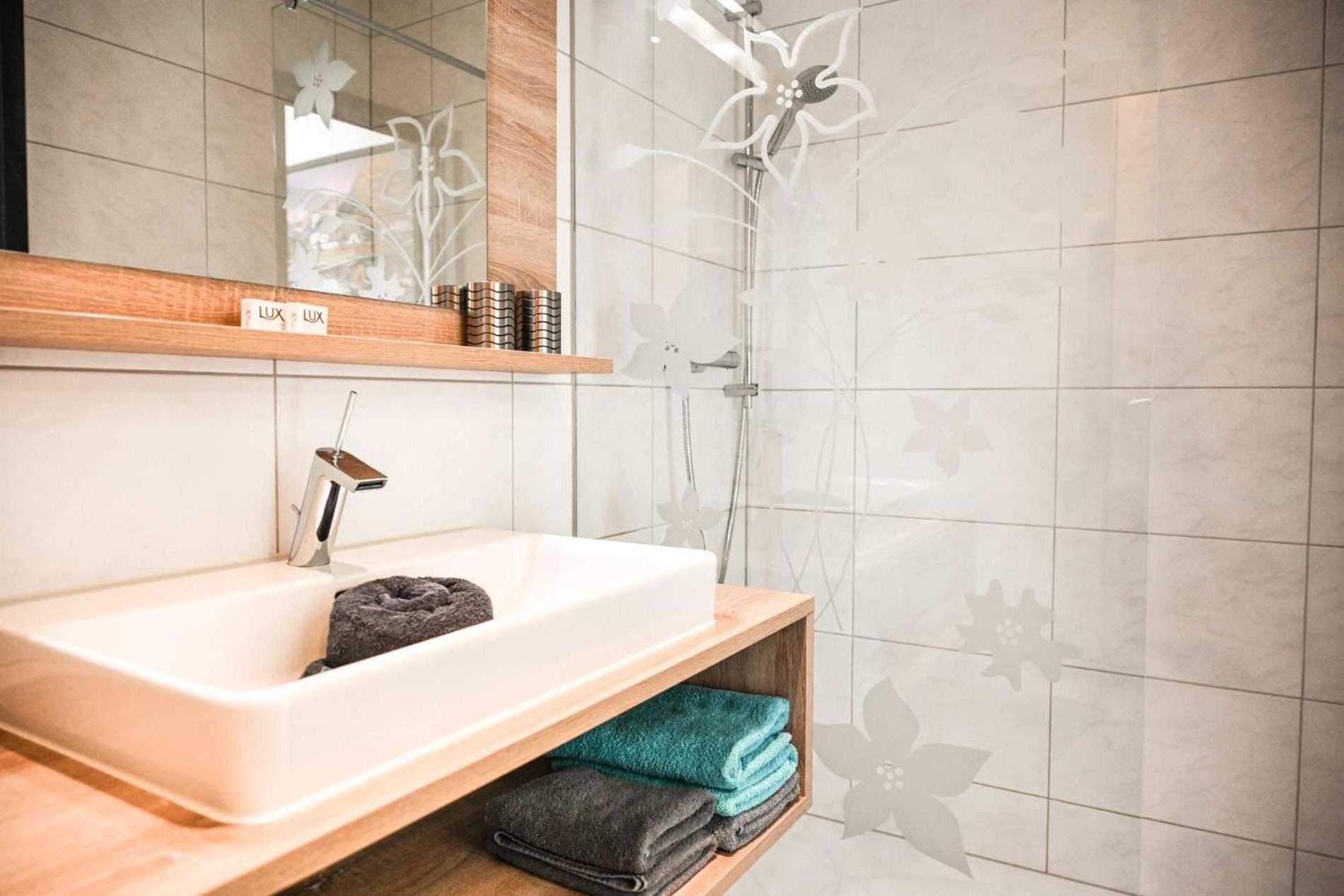 Appartements Schwarzer Adler Elbigenalp Kültér fotó