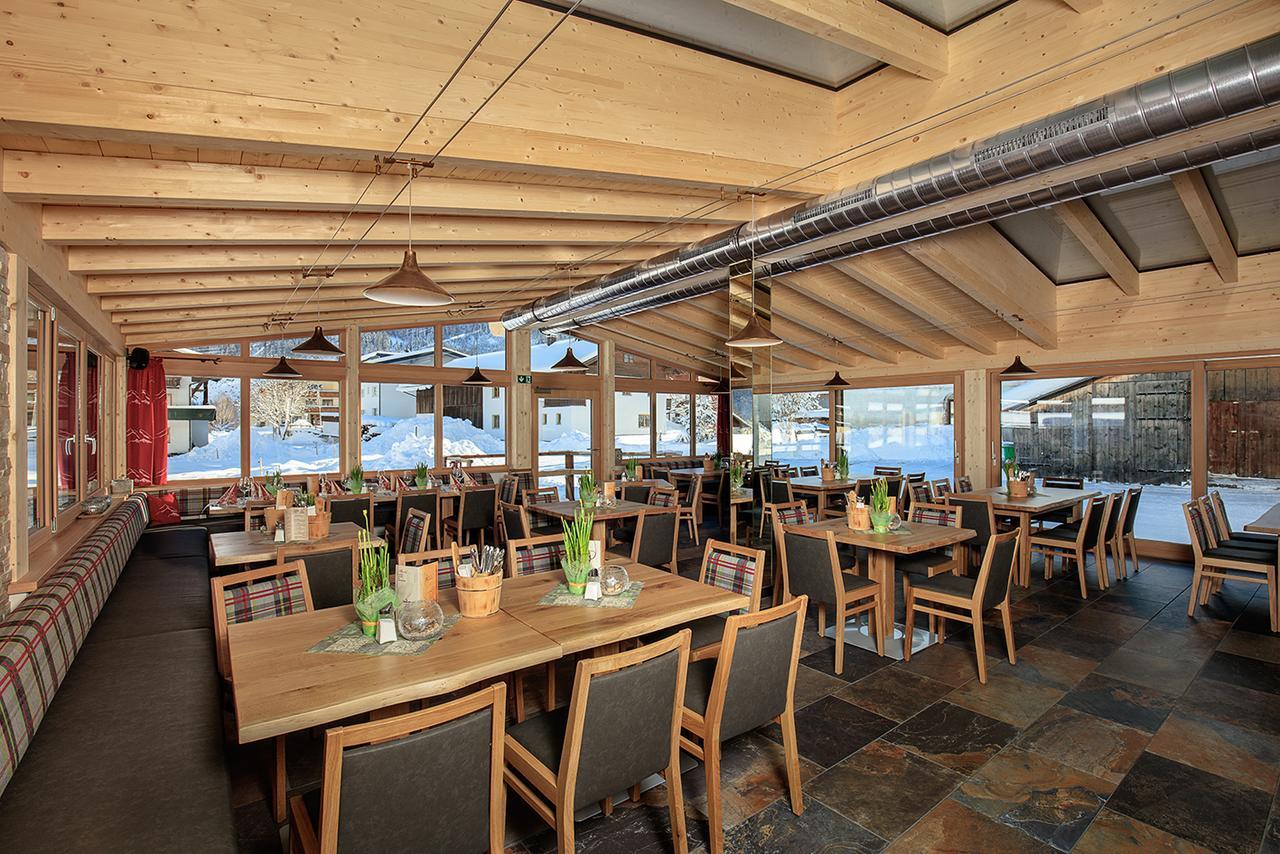 Appartements Schwarzer Adler Elbigenalp Kültér fotó